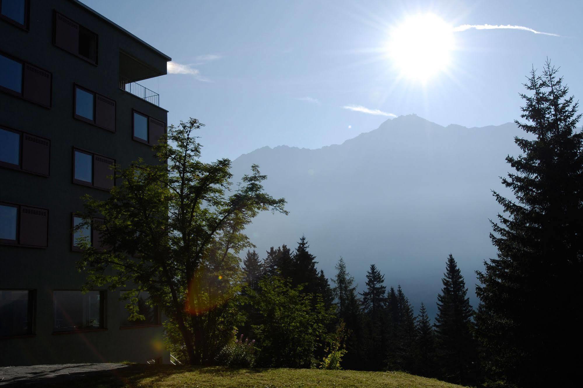 Valbella-Lenzerheide Youth Hostel Eksteriør billede