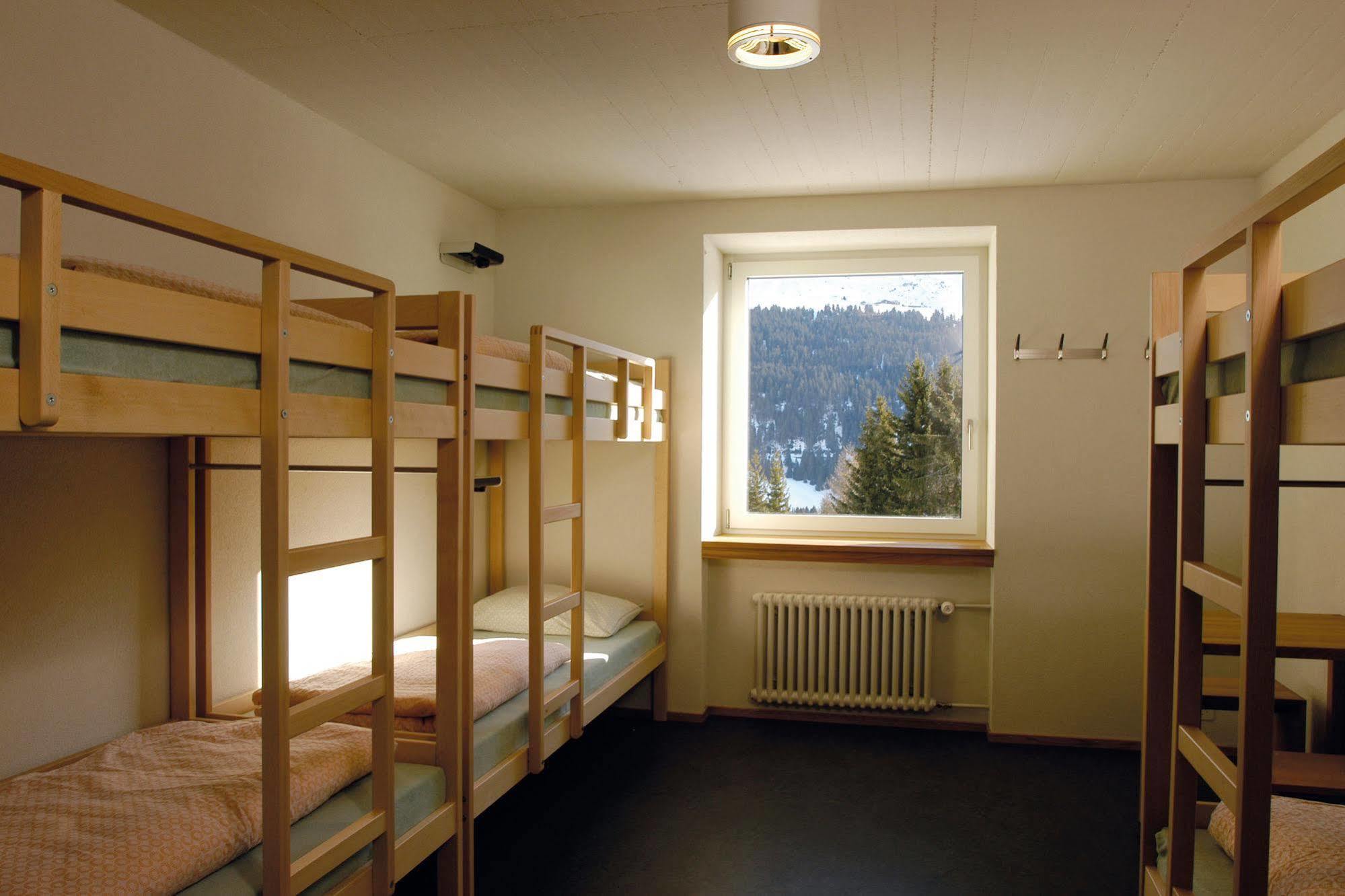 Valbella-Lenzerheide Youth Hostel Eksteriør billede