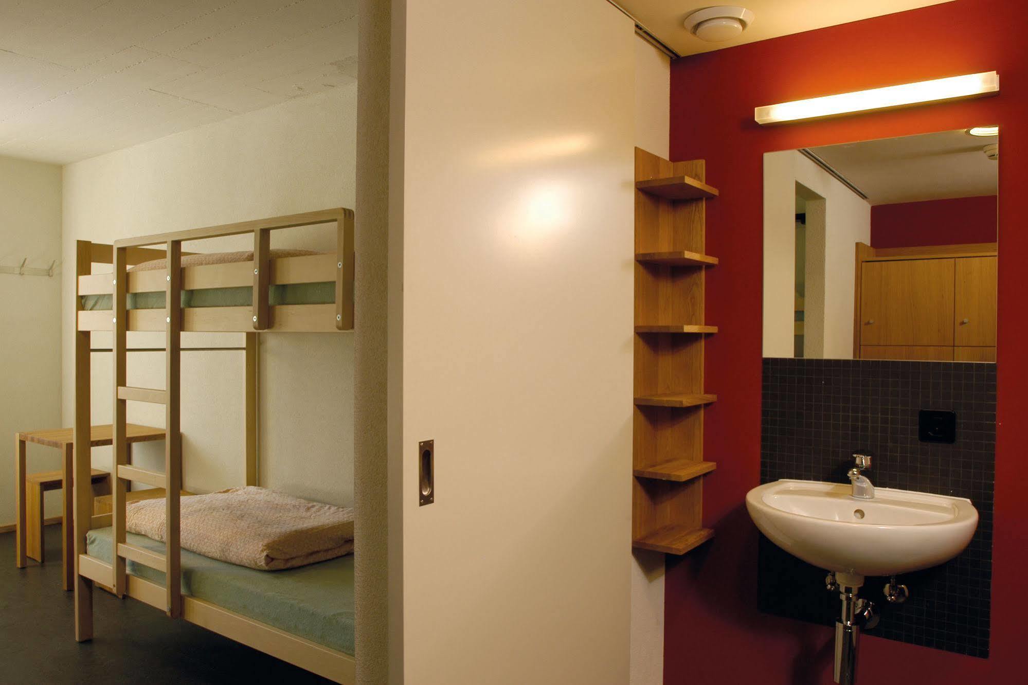 Valbella-Lenzerheide Youth Hostel Eksteriør billede